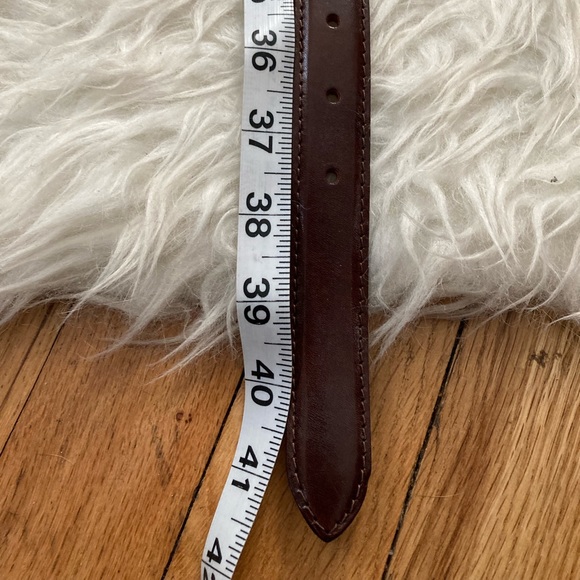 ?Vintage leather belt?